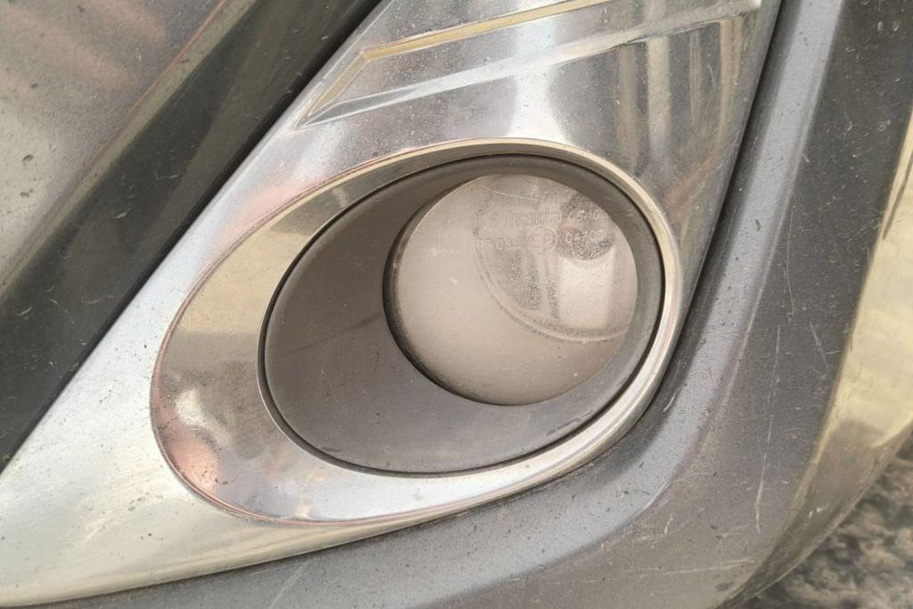 كشاف امامي شمال تويوتا كامري 2012 2013 2014