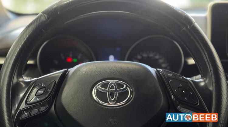 Toyota CHR 2017