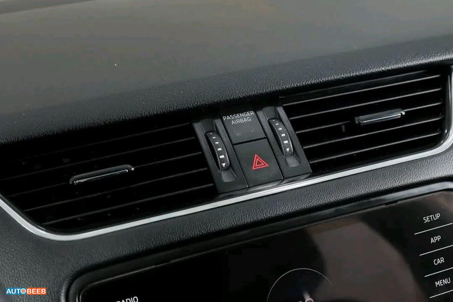 سكودا اوكتافيا 2020