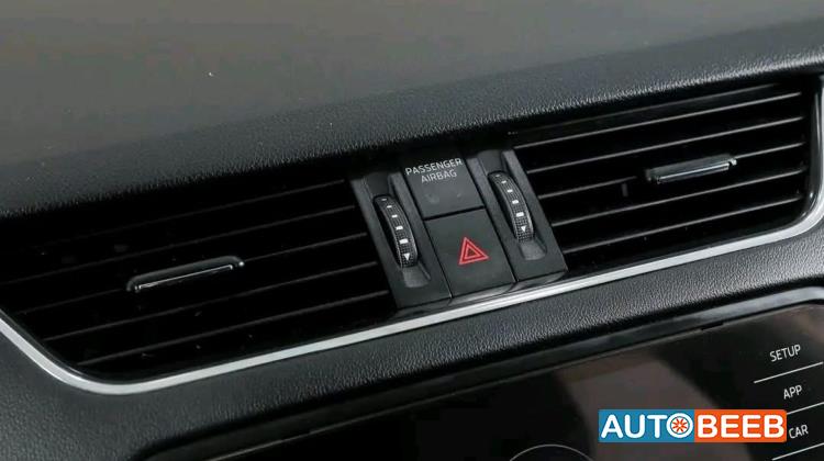 سكودا اوكتافيا 2020