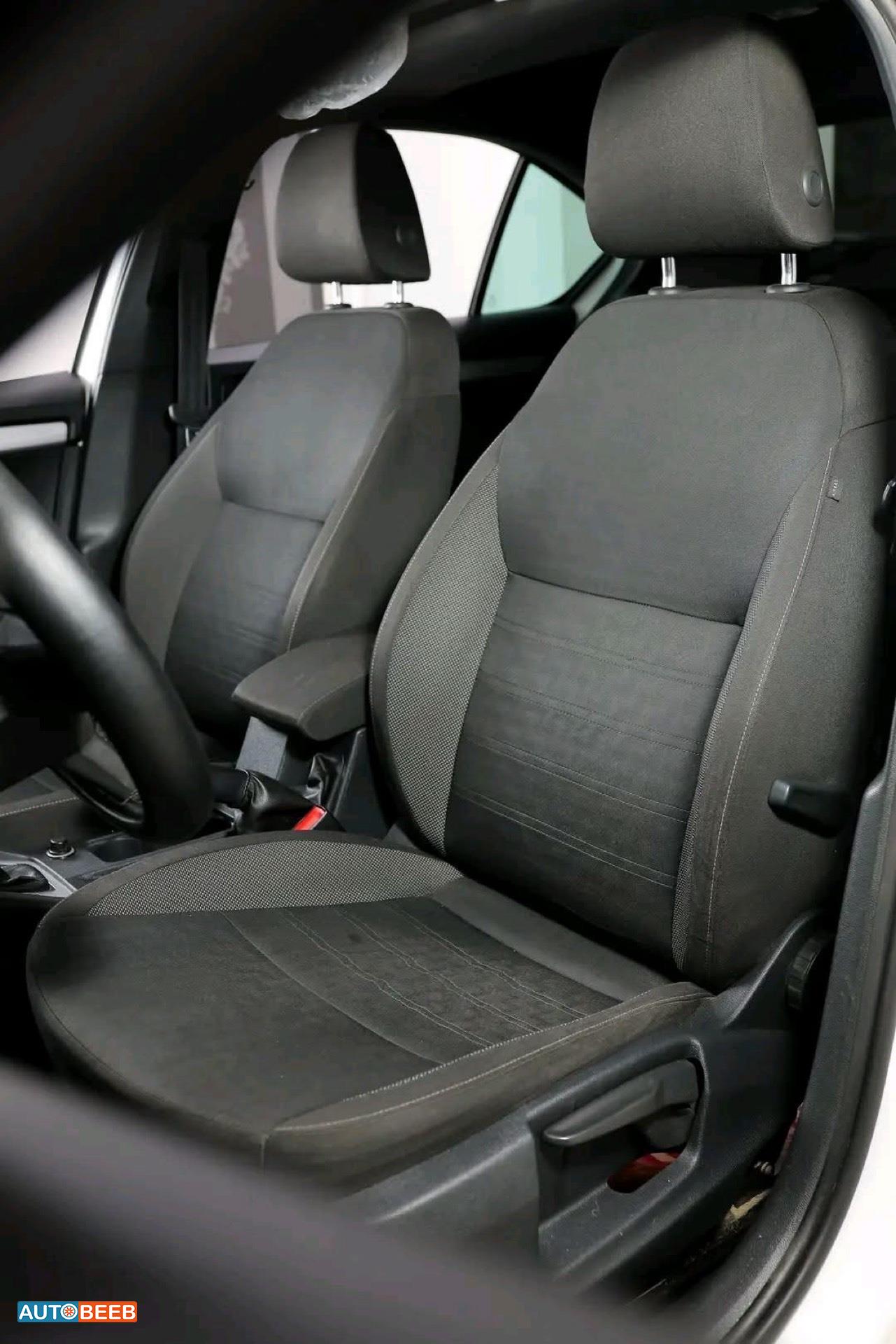 سكودا اوكتافيا 2020