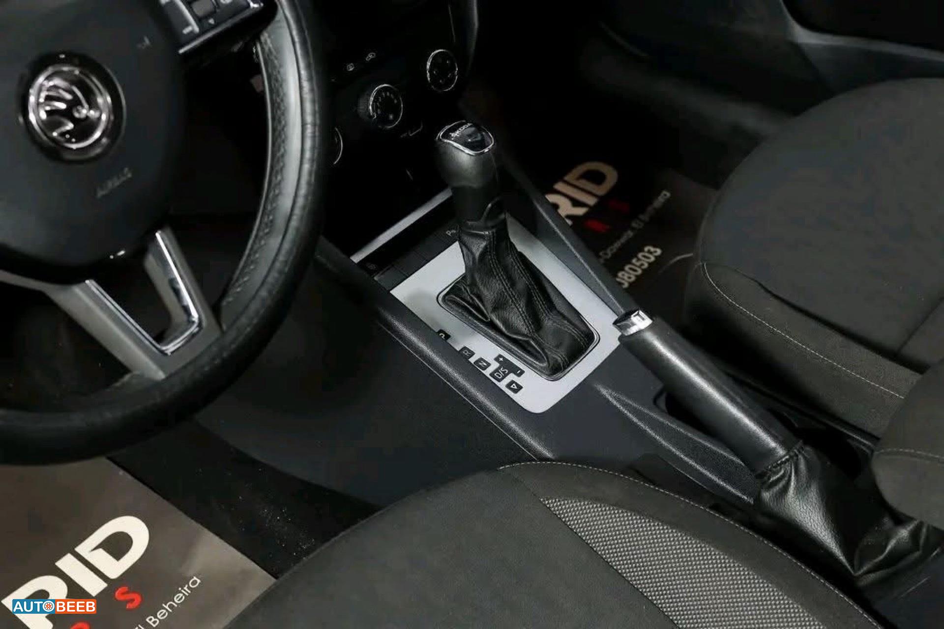 سكودا اوكتافيا 2020