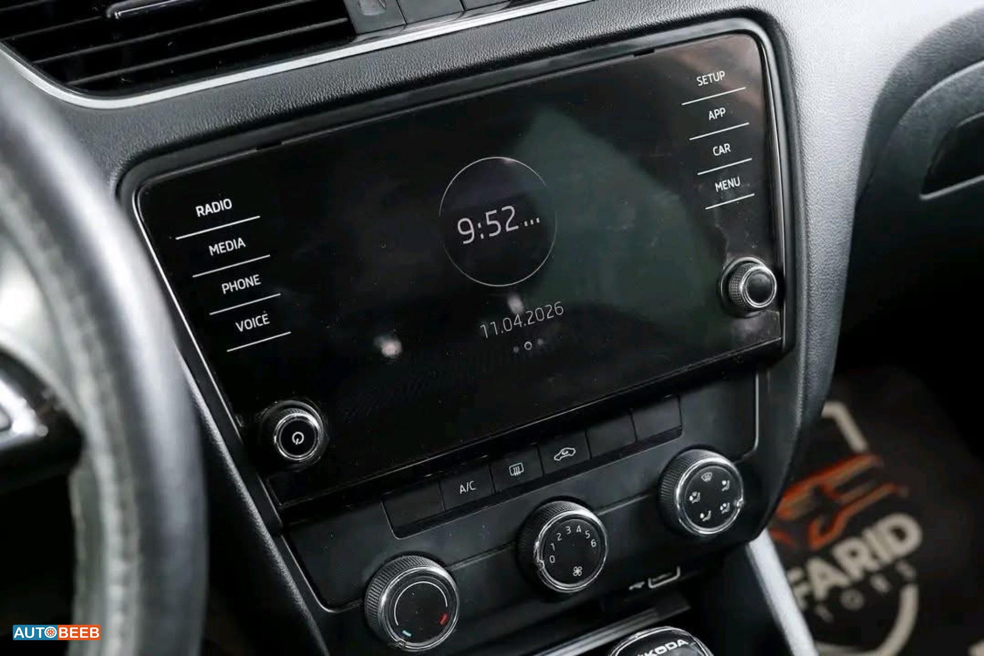 سكودا اوكتافيا 2020