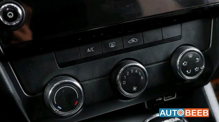 سكودا اوكتافيا 2020