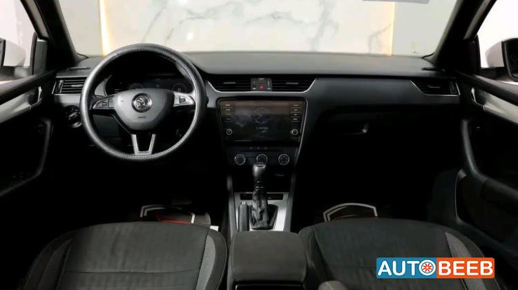 سكودا اوكتافيا 2020