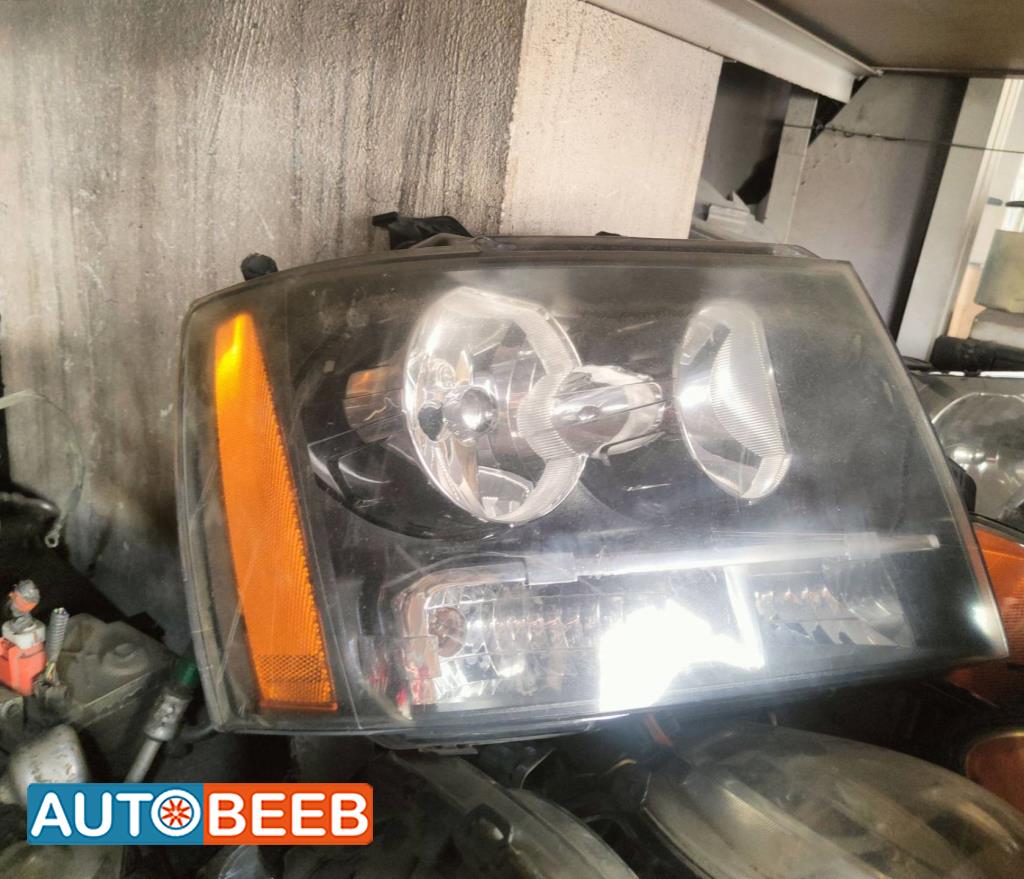 ضوء امامي يمين شمال شيفروليه تاهو 2009 2010