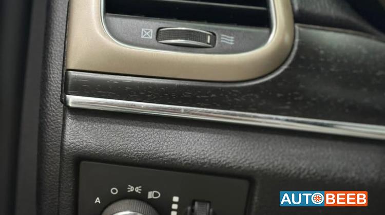 Jeep Grand Cherokee 2016