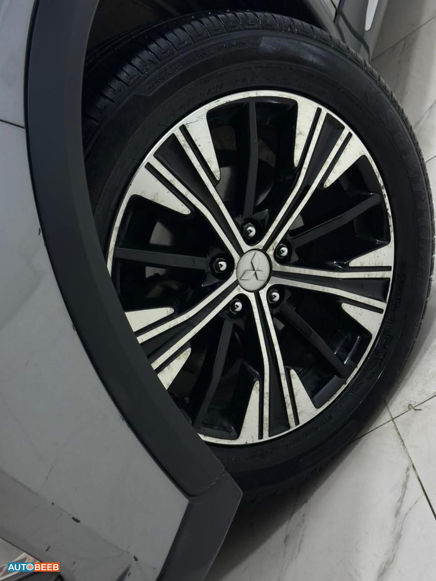 Mitsubishi Eclipse 2020