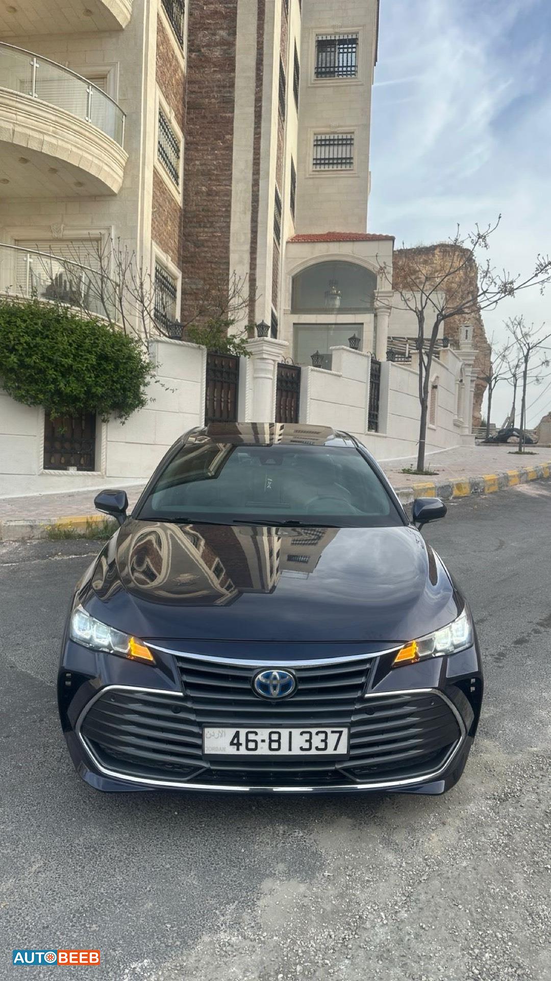 تويوتا افالون 2019