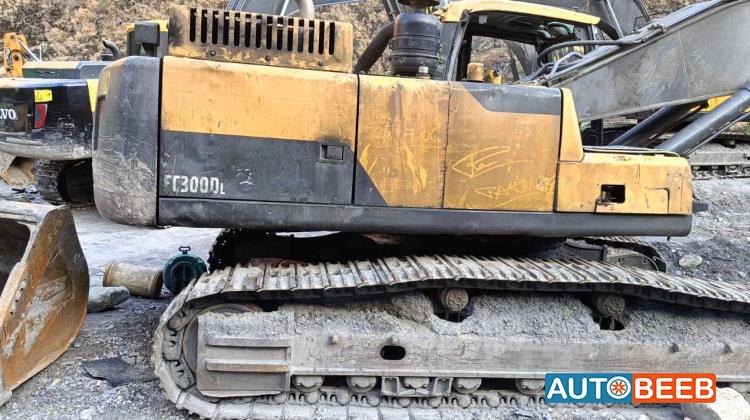 حفارة فولفو 2016