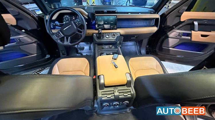 Land Rover Defender 2020