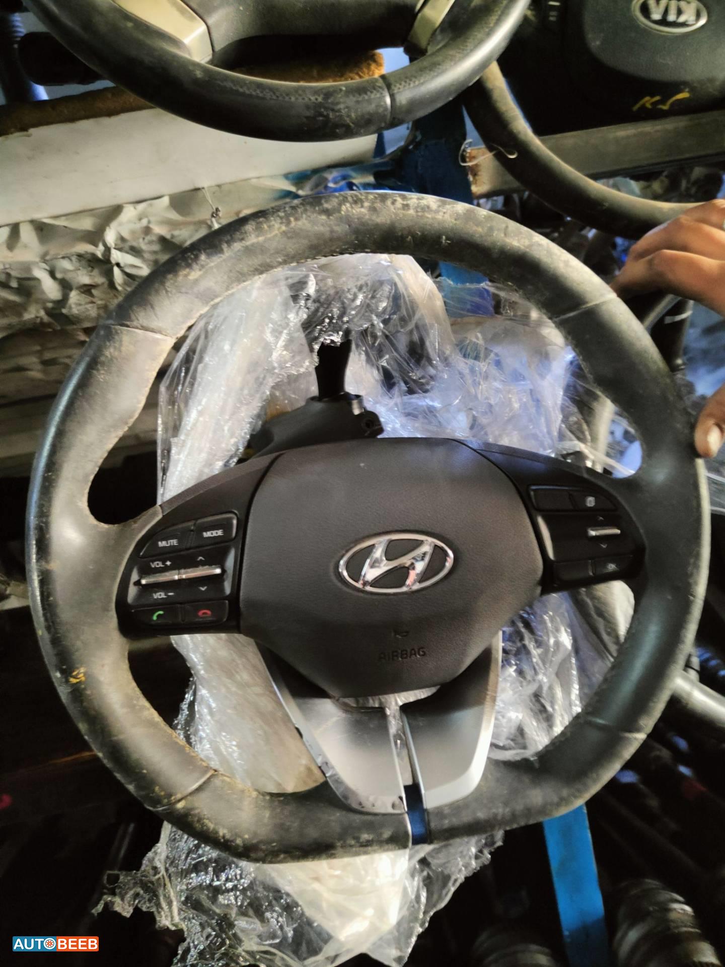 Cabin  Steering Wheel Hyundai kona