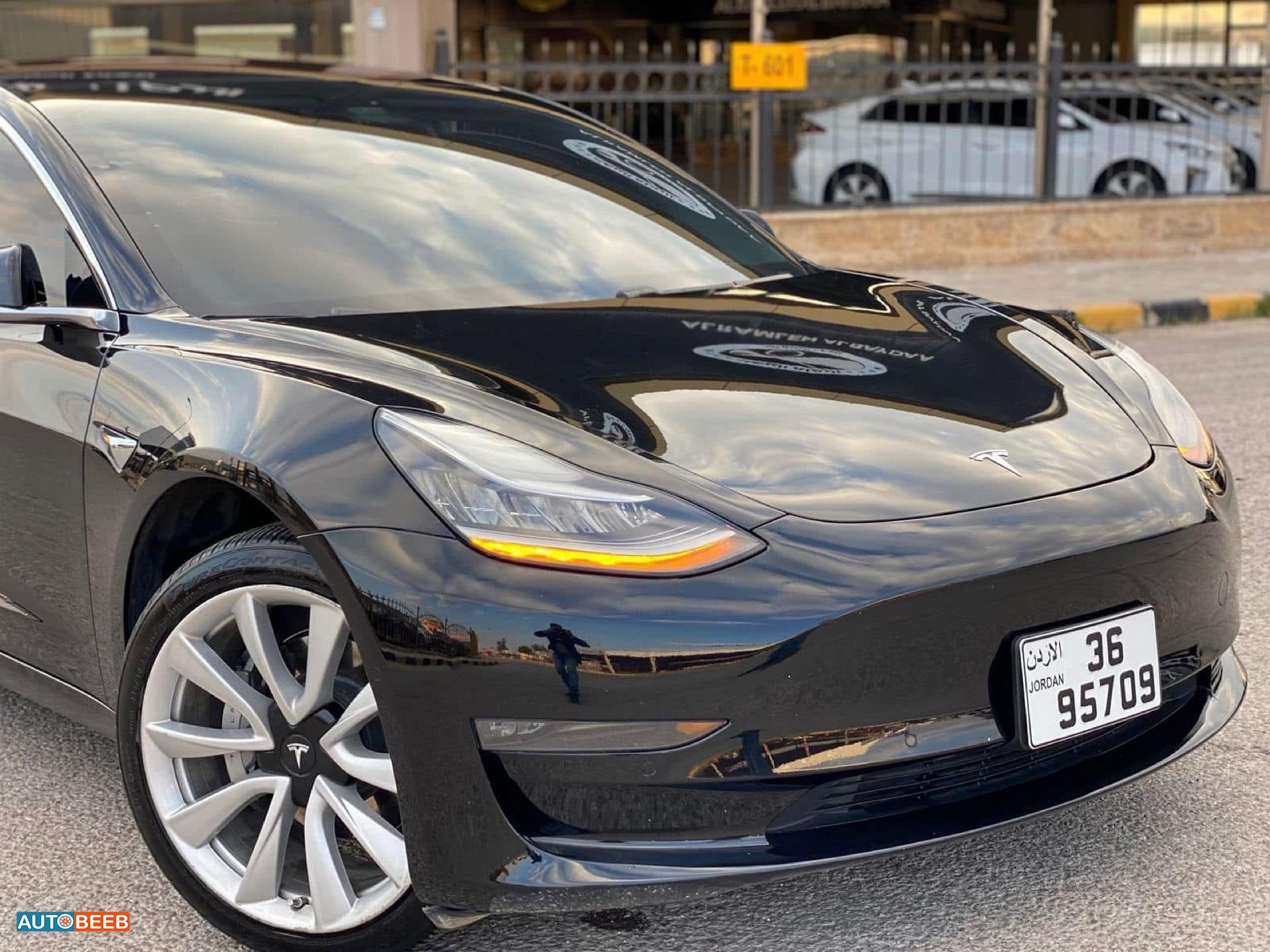 Tesla 3 2018