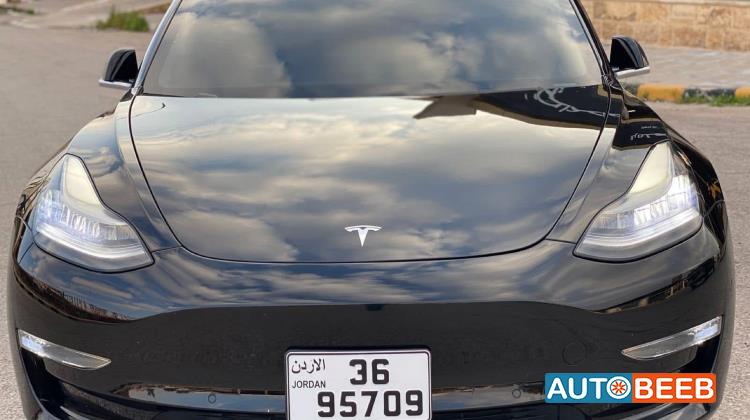Tesla 3 2018