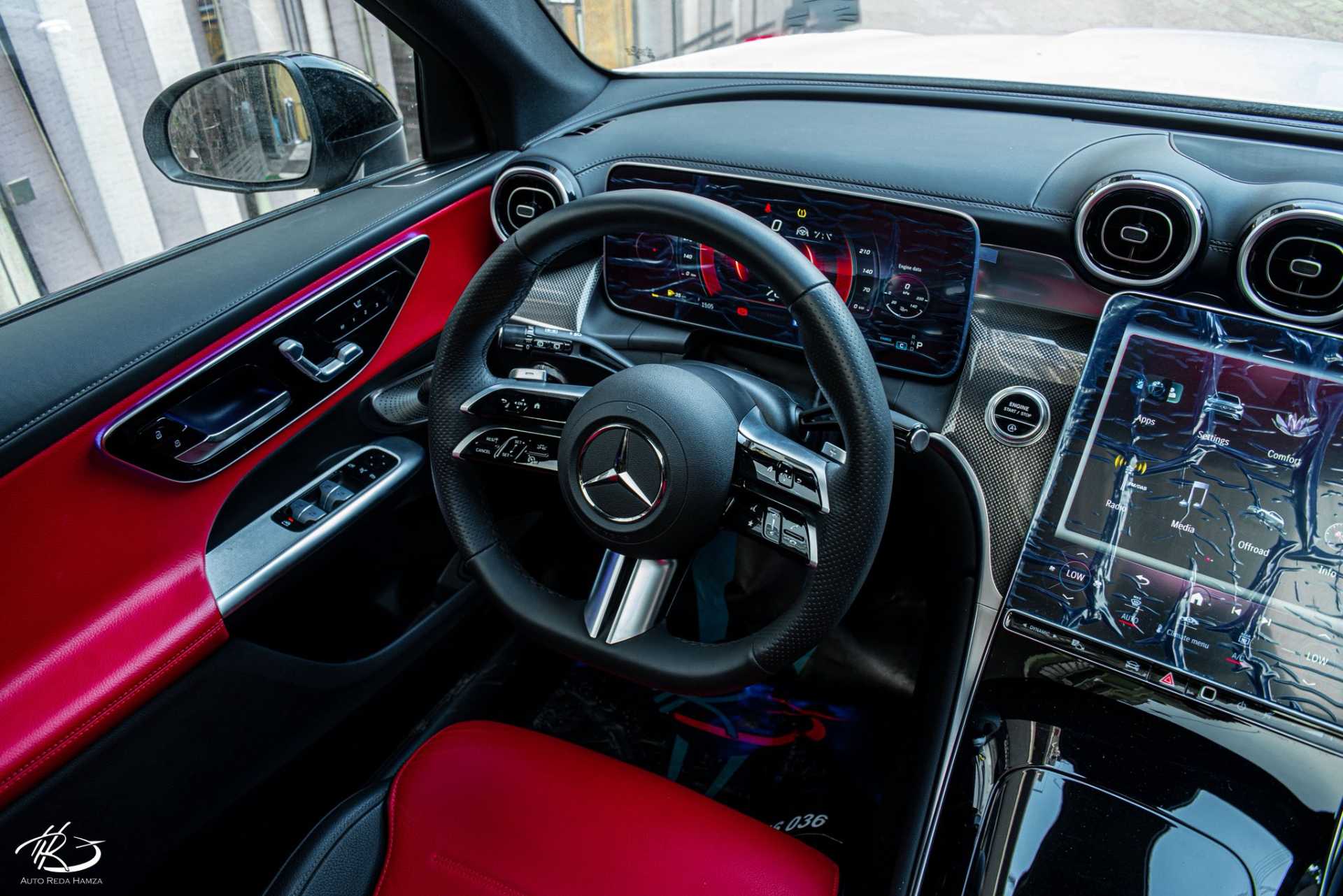 مرسيدس بنز GLC300 2024