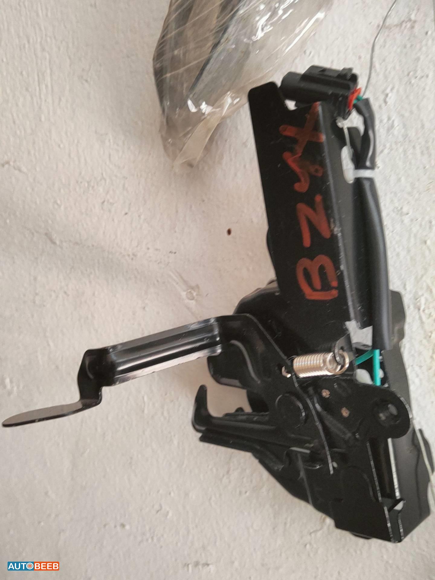 زرفيل غطاء محرك تويوتا bz4x 2023 2024