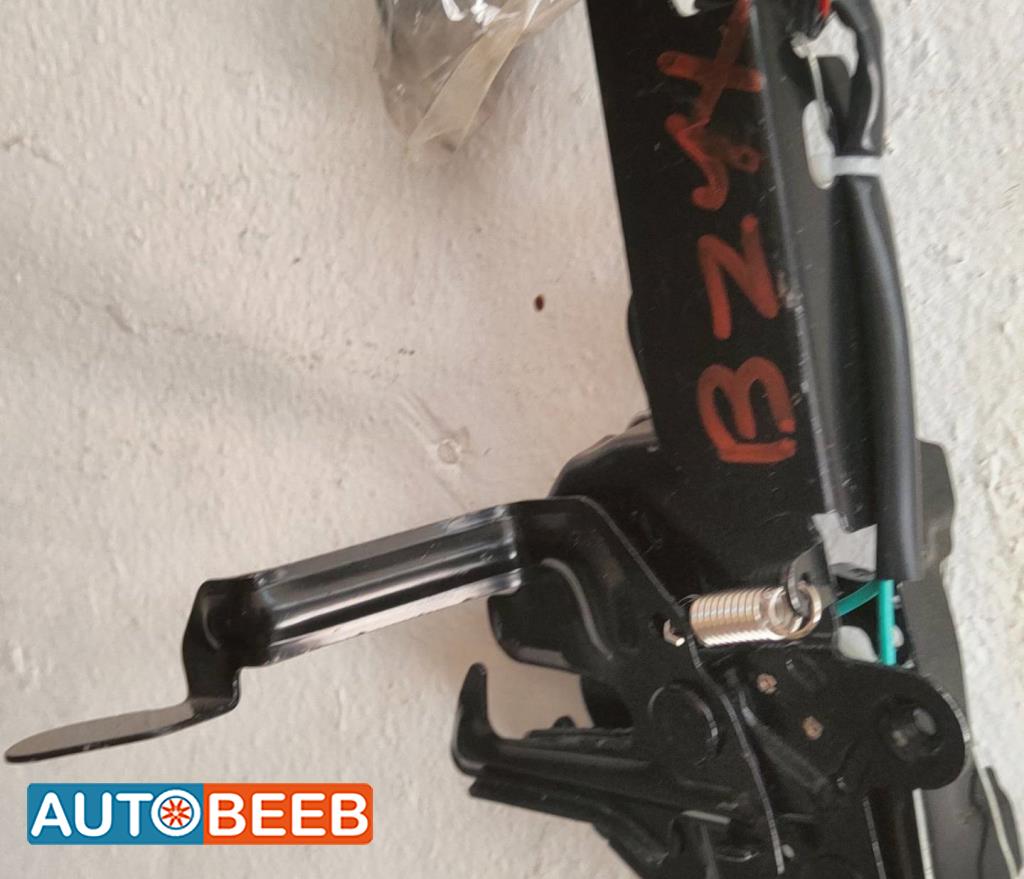 زرفيل غطاء محرك تويوتا bz4x 2023 2024