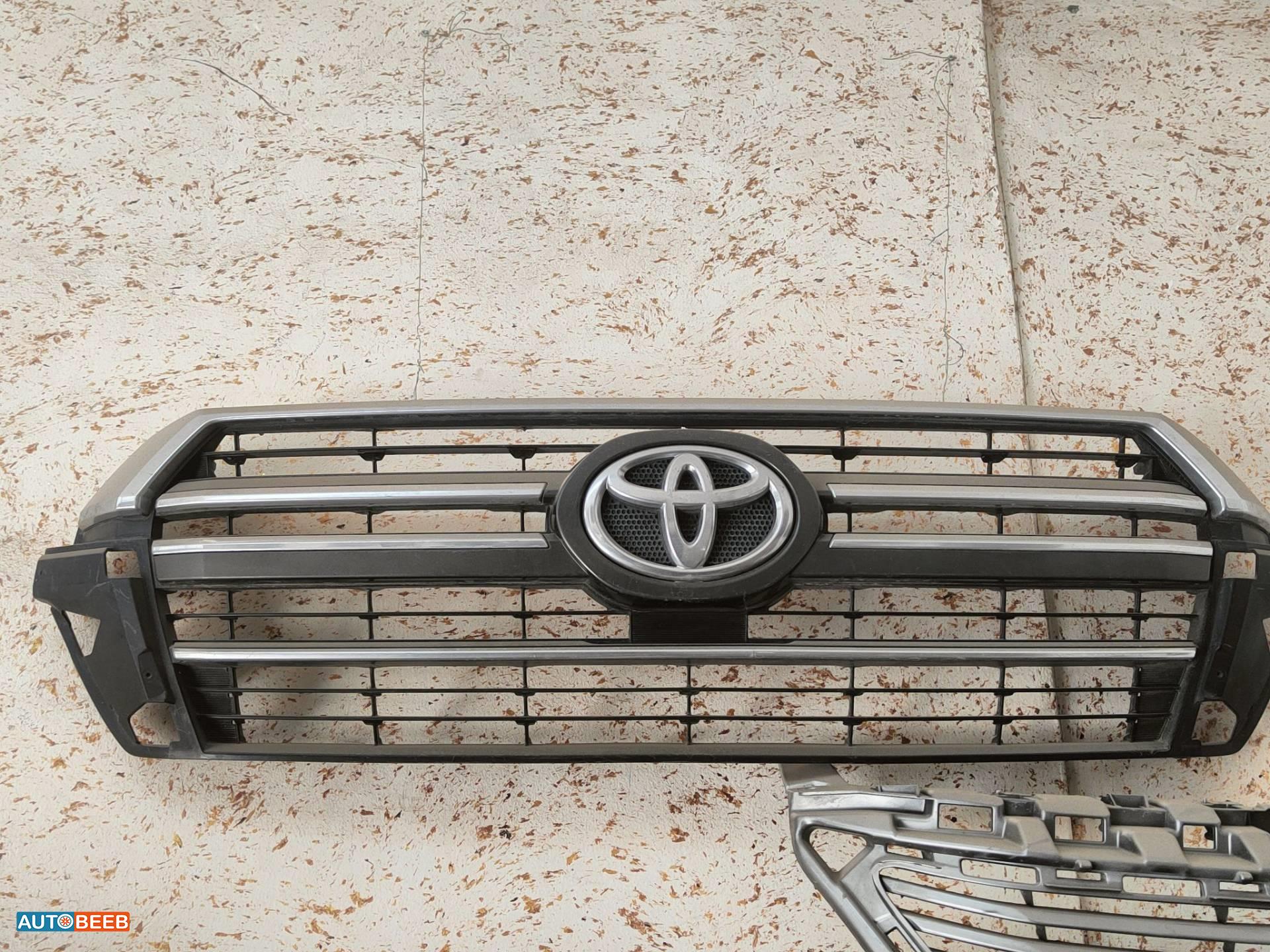 شل امامي تويوتا كورولا 2019 2020