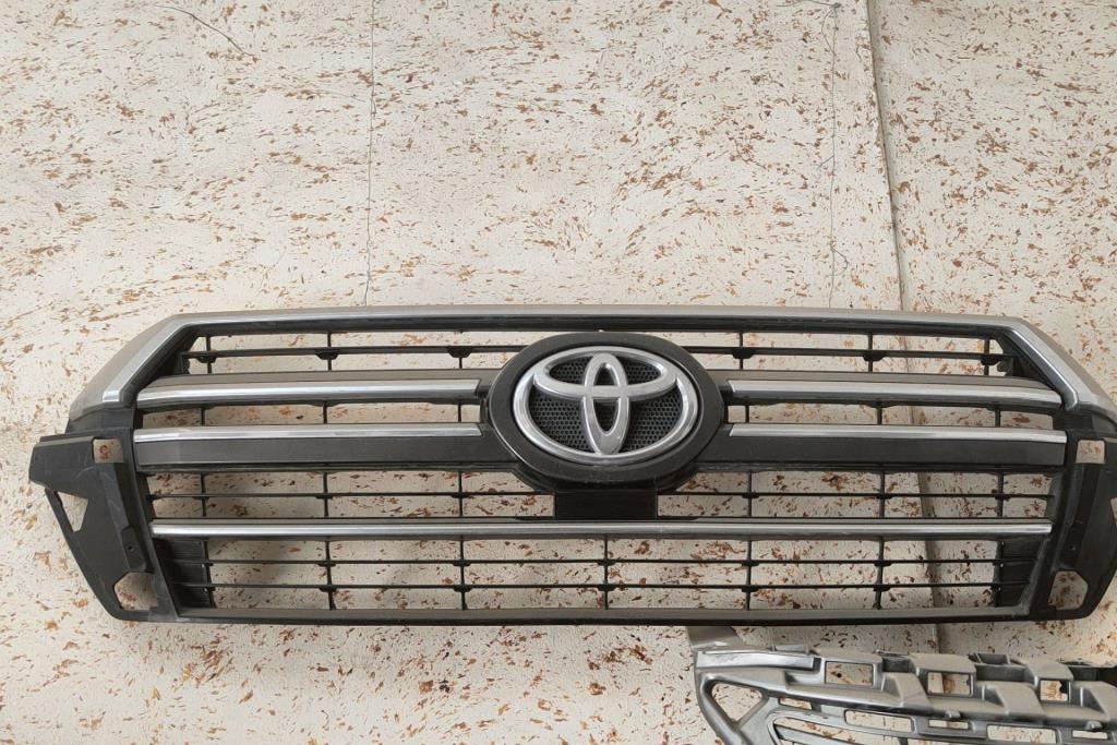 شل امامي تويوتا كورولا 2019 2020