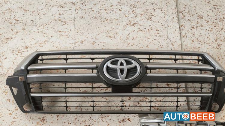 شل امامي تويوتا كورولا 2019 2020