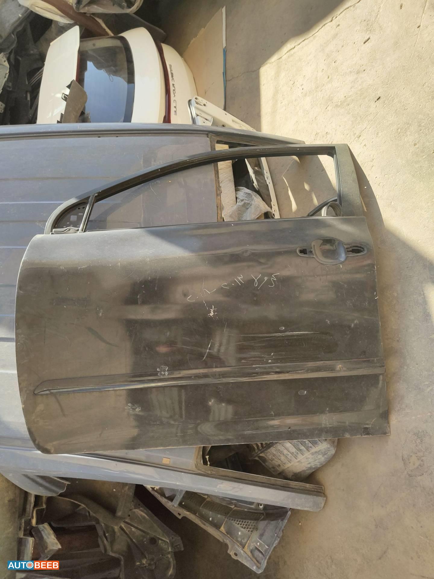 باب امامي يمين شمال تويوتا كورولا 2013 2014 2015 2016