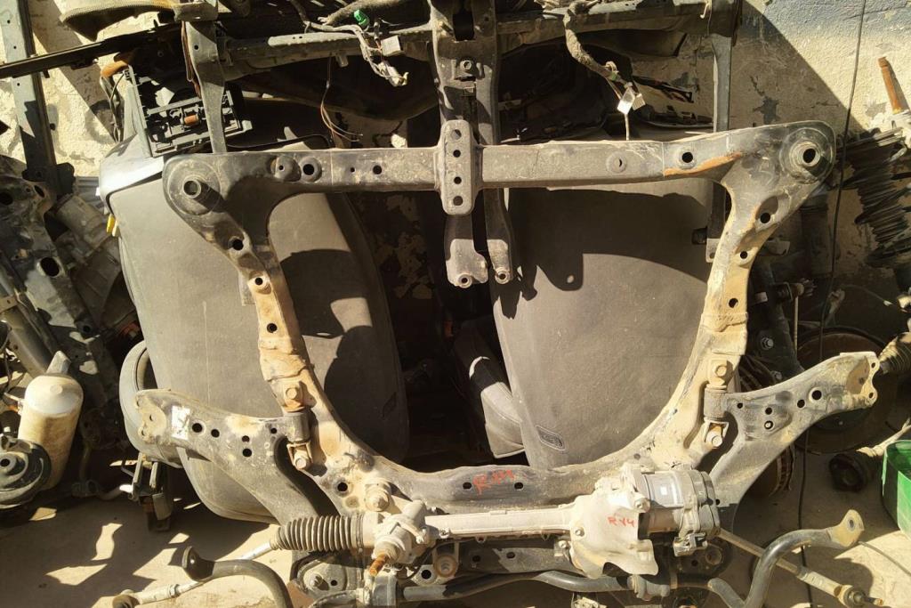 دنجل امامي تويوتا راف فور 2019 2020