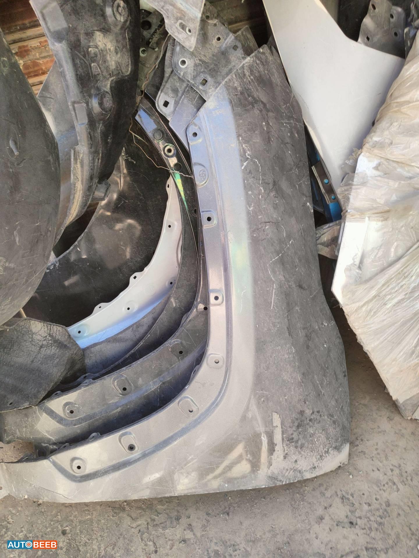 Body  Fenders  Toyota RAV4