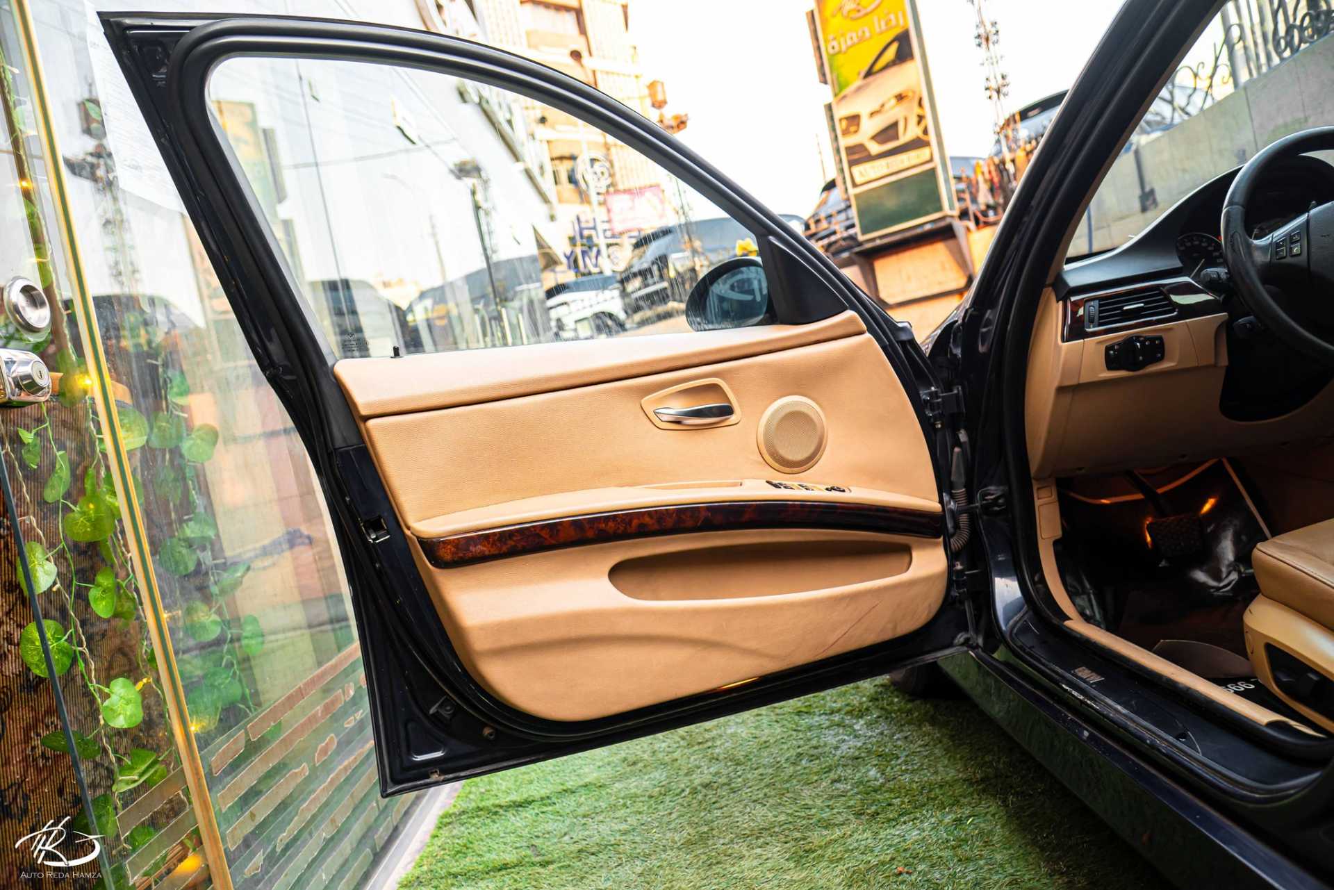 بي ام دبليو 320 2008