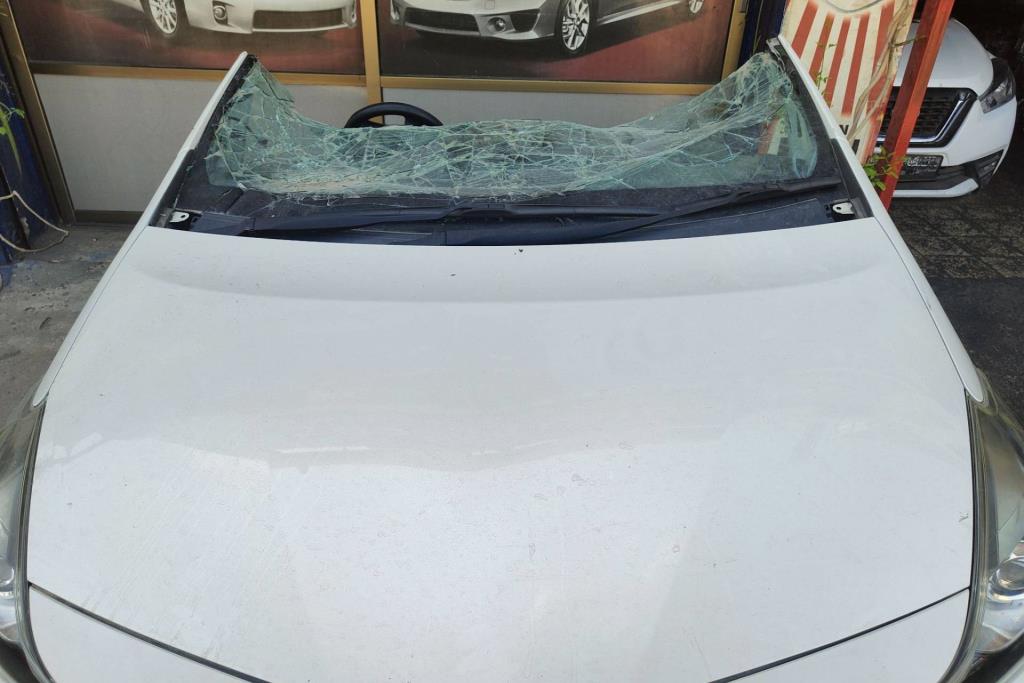 غطاء محرك تويوتا بريوس في 2018 2019