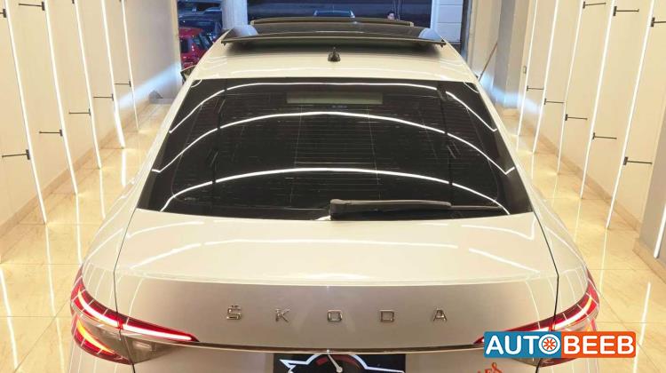 سكودا سوبرب 2022