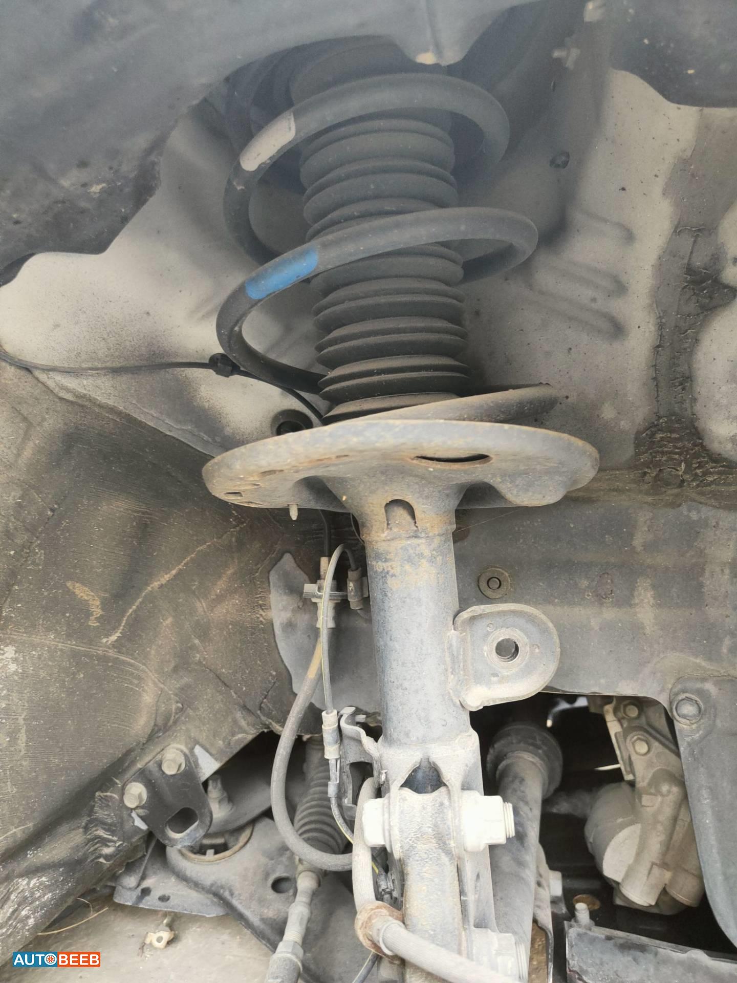 صنوبرص أمامي تويوتا بريوس في 2018 2019