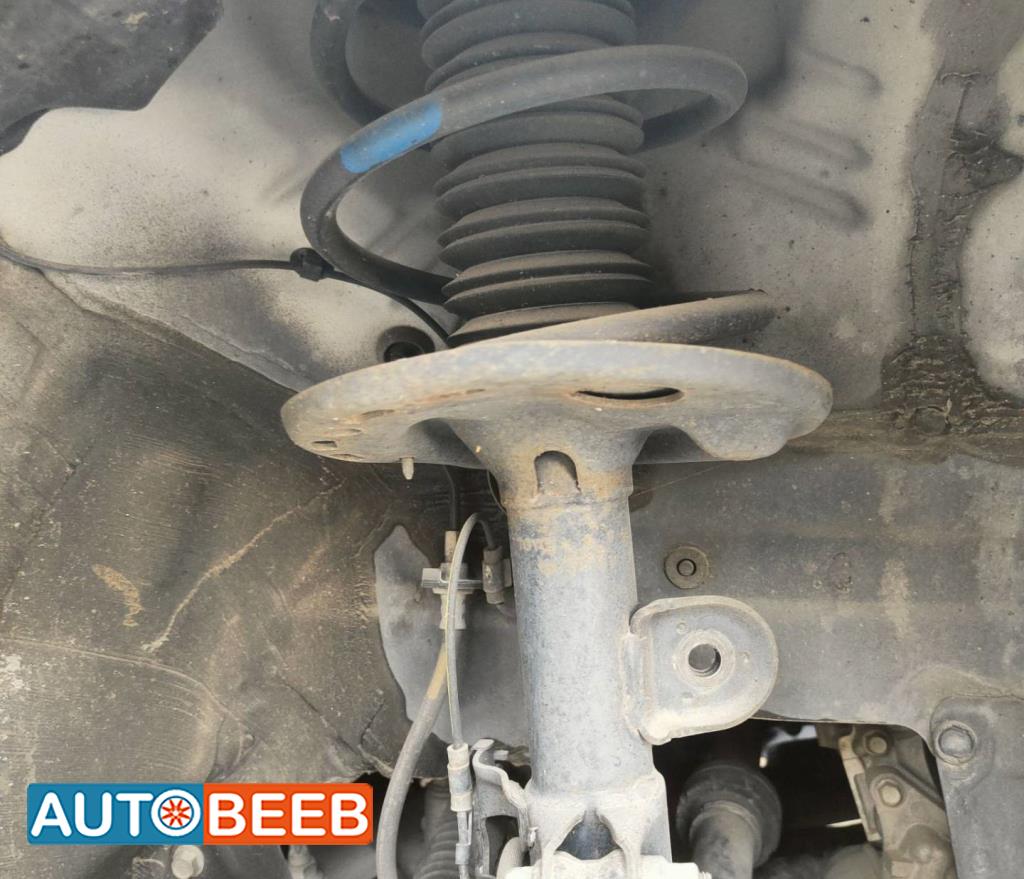  Shock Absorber Toyota Prius