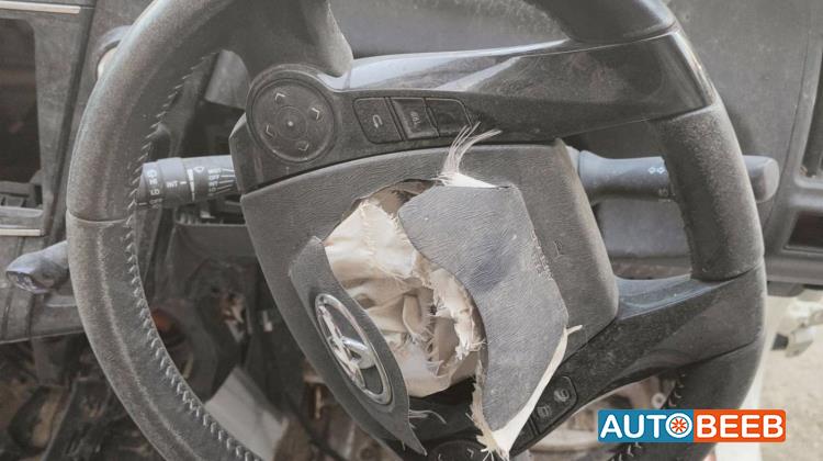 ستيرنج تويوتا بريوس في 2018 2019