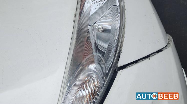 ضوء امامي شمال نيسان جوك تيربو 2014 2015 2016