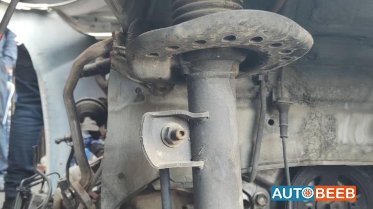 صنوبرص أمامي نيسان جوك تيربو 2014 2015 2016