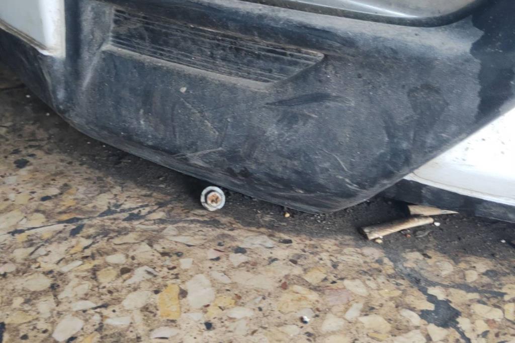 كشاف امامي يمين نيسان كيكس 2021 2022