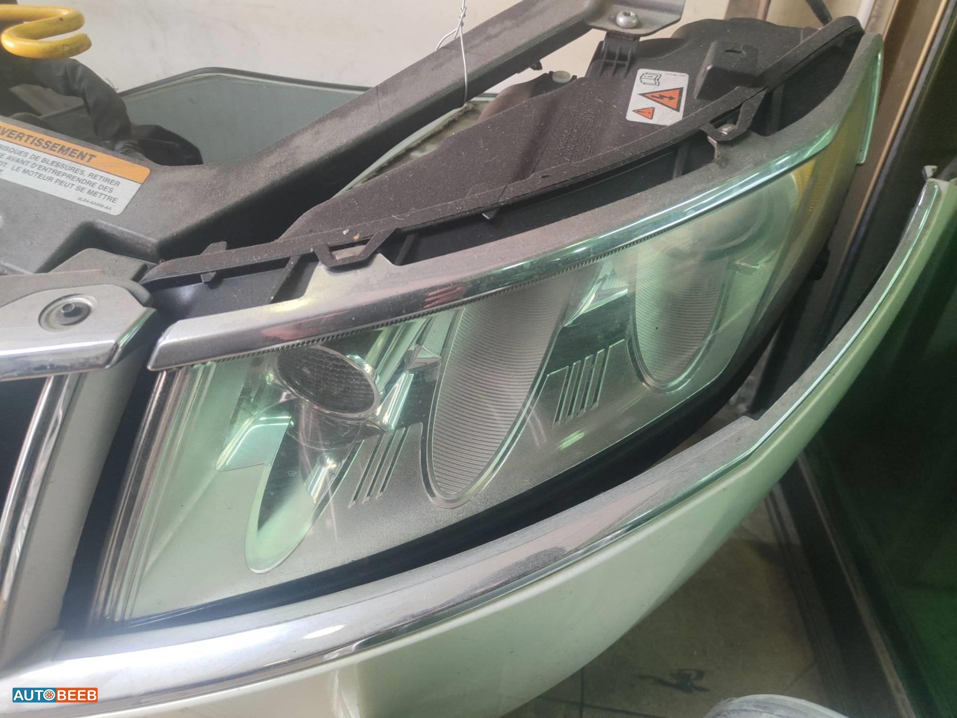 ضوء امامي شمال لنكولن ام كي زد 2010 2011 2012