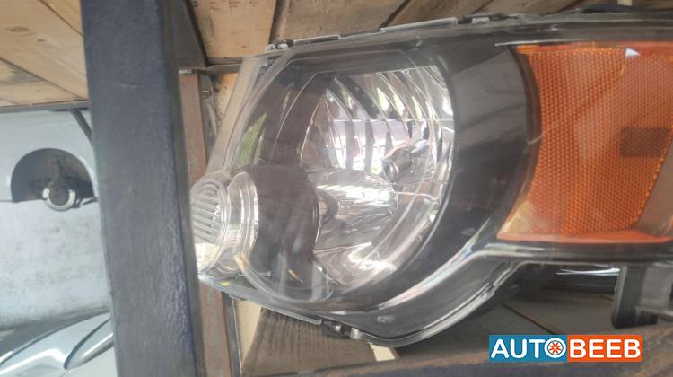 Lights Front light Ford Escape