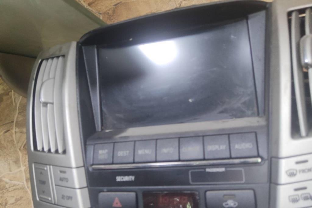 Electronics DVD Player Lexus RX400