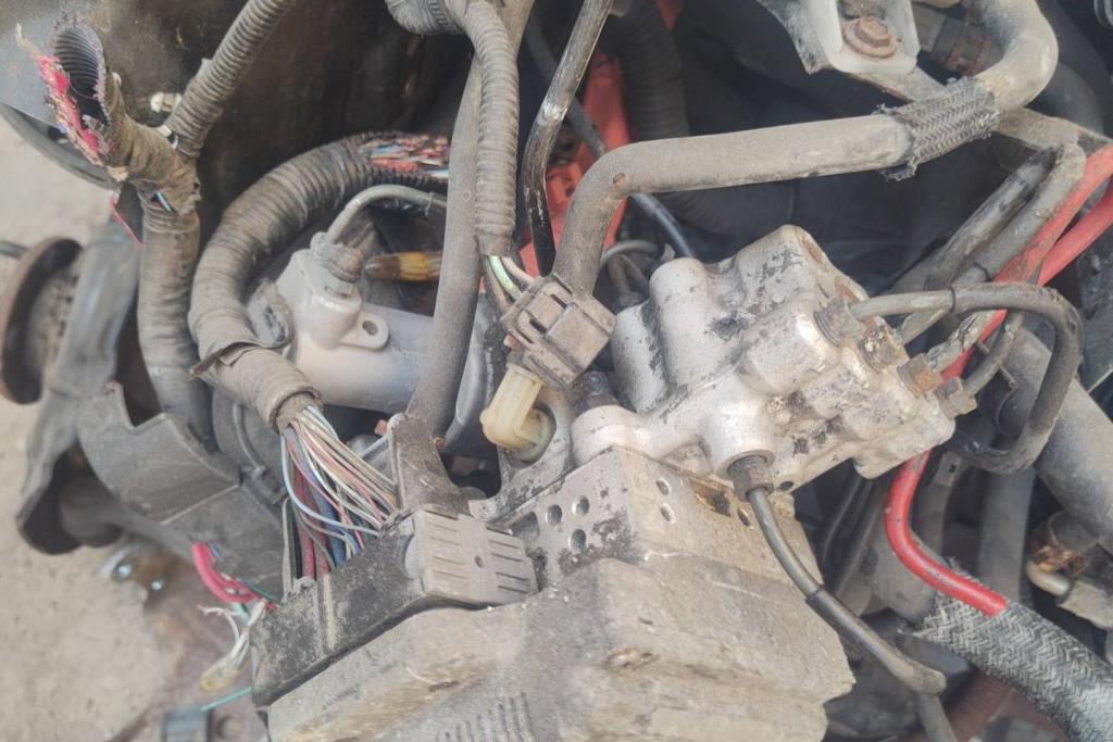 تويوتا كامري 2014 2015 Abs 