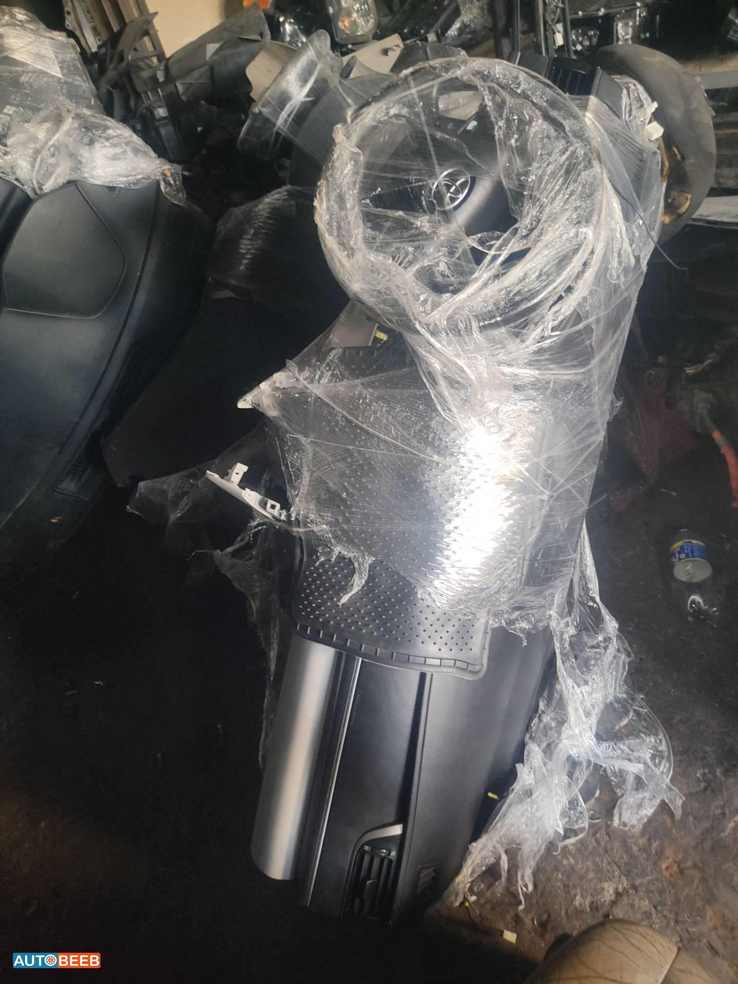 Cabin  Dashboard Toyota Camry