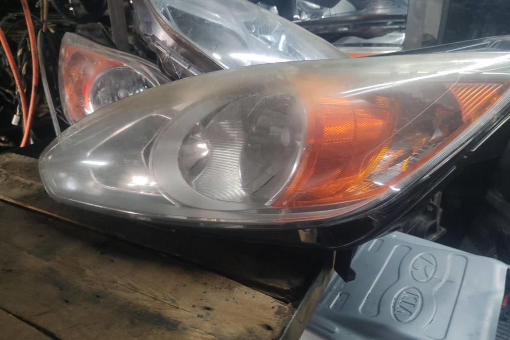 Lights Front light Ford C-Max