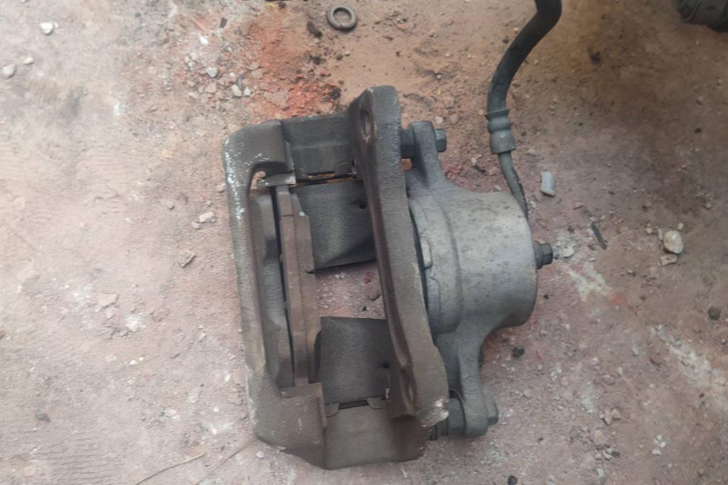 مخ بريك هيونداي سوناتا 2012 2013 2014 2015