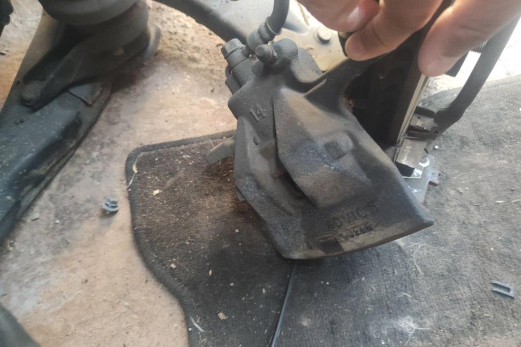  Mechanics  Toyota Camry