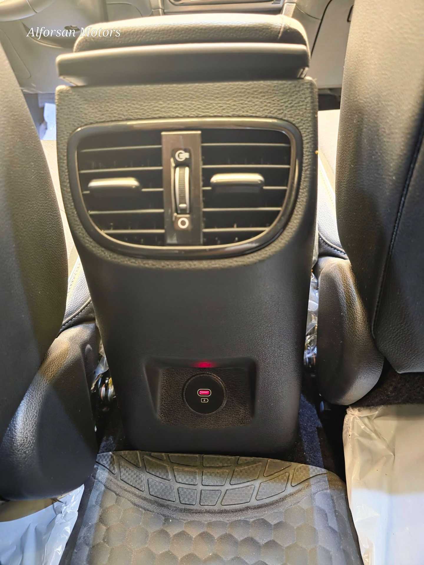 كيا اكسييد 2023