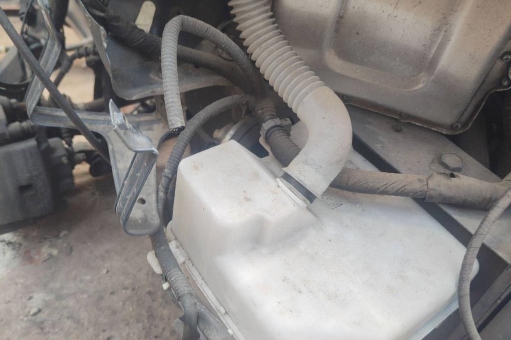 مطرة مساحات فورد فيوجن 2010 2011 2012