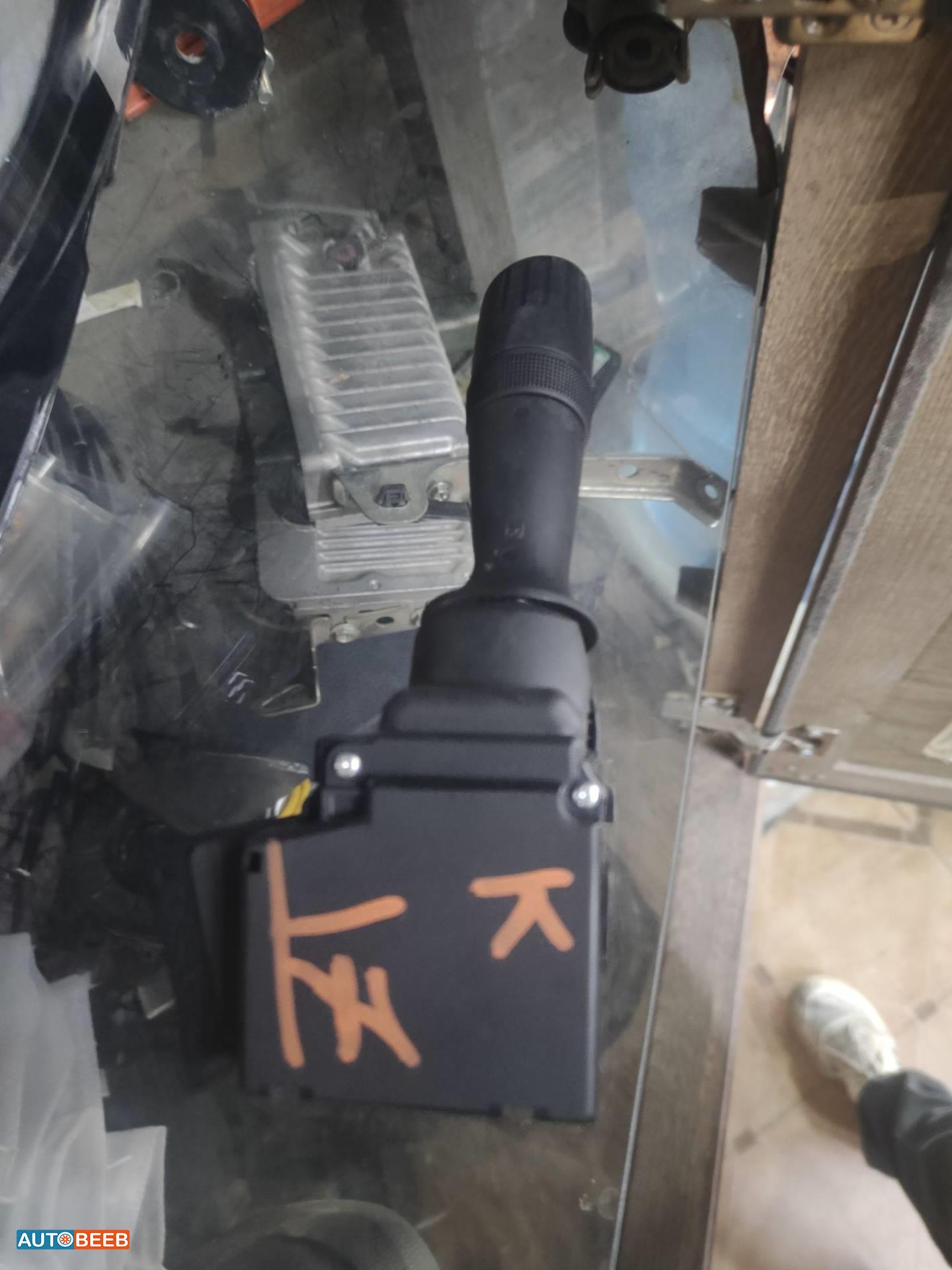 Cabin  Control buttons Toyota Camry