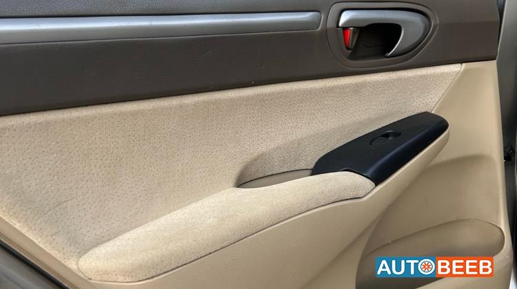 هوندا سيفيك 2006