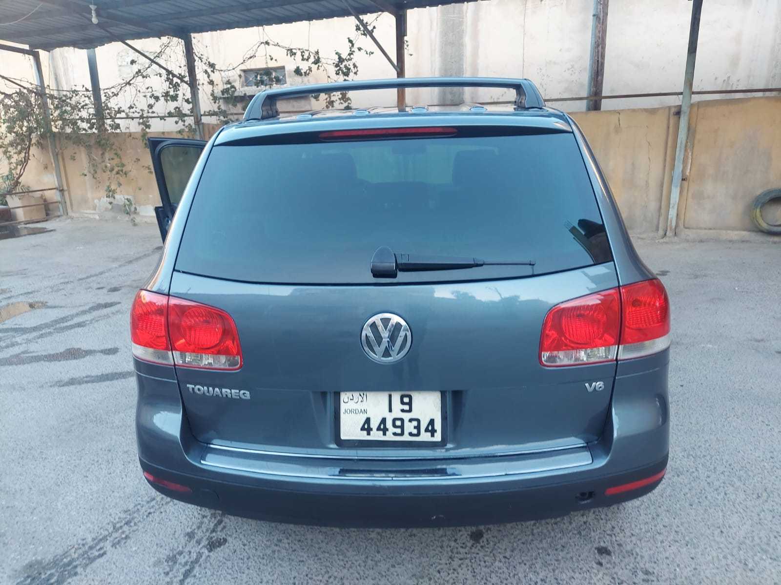 فولكس فاجن طوارق 2006