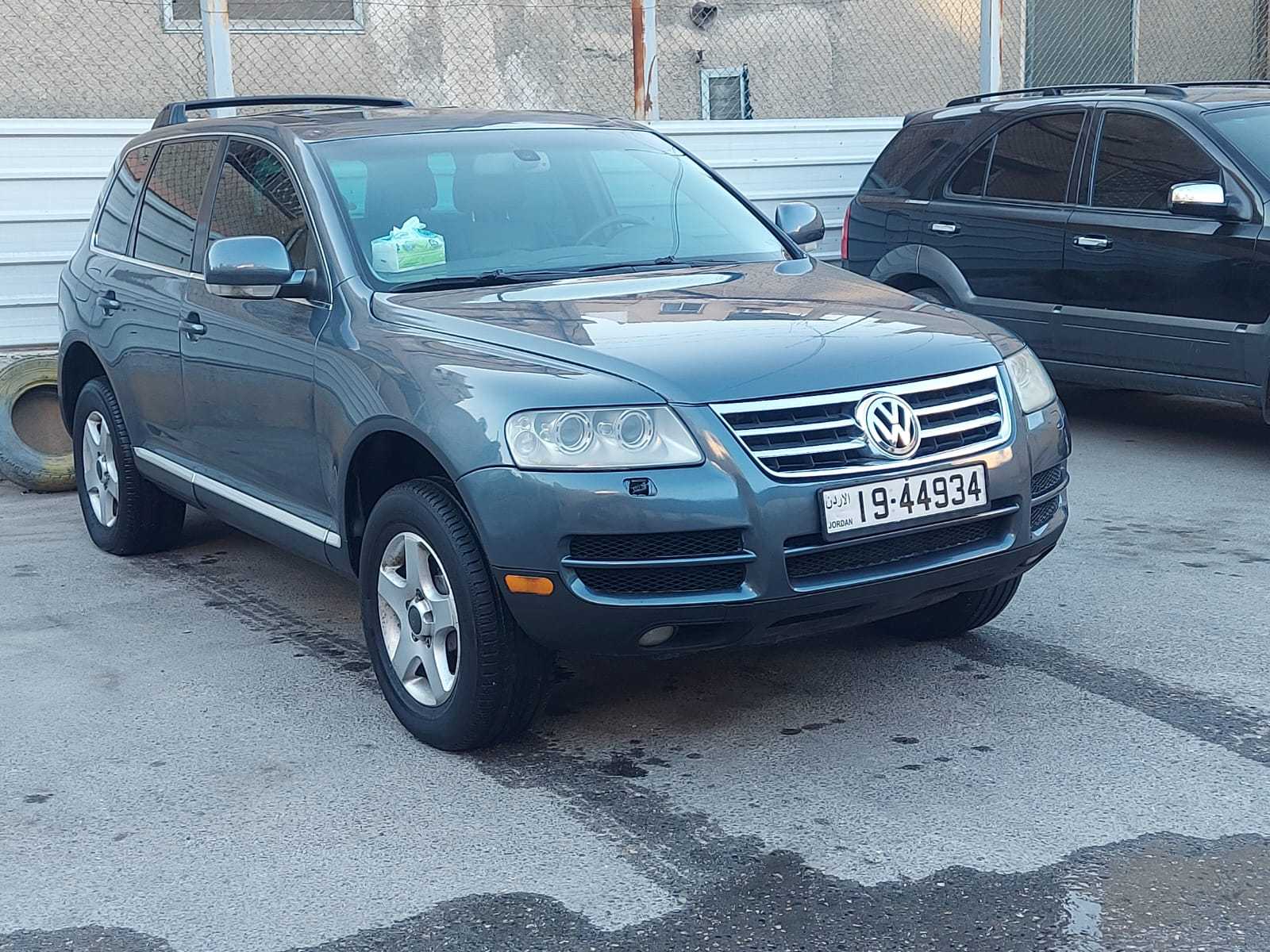 فولكس فاجن طوارق 2006